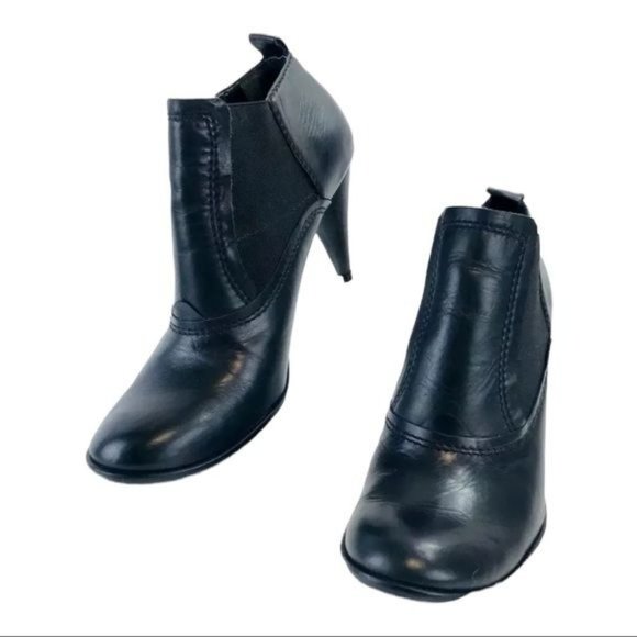 Anthropologie Bernardo Leather Ankle Booties Cone Heel Womens Black 8M R2748 - Picture 9 of 9